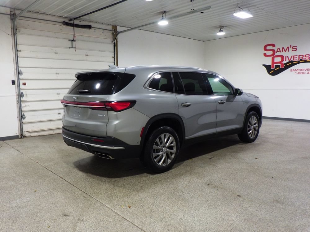 Used 2026 Buick Enclave Preferred w/ Super Cruise Package AWD/4WD image 4
