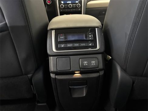 Used 2019 Subaru Ascent Limited image 23