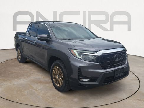 Used 2022 Honda Ridgeline RTL-E image 3