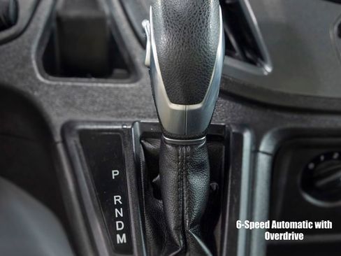 Used 2019 Ford Transit 350 XL image 22