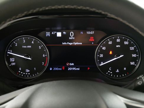 Used 2023 Buick Envision Avenir image 21