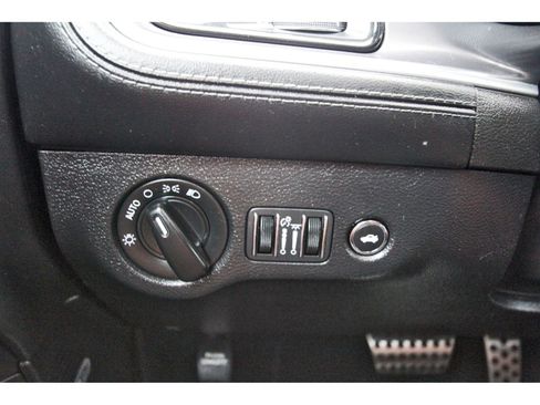 Used 2020 Dodge Challenger R/T Scat Pack RWD image 18