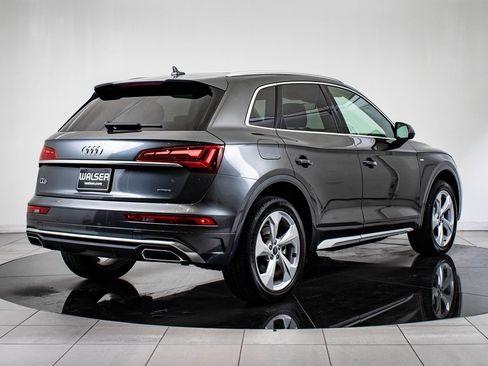 Certified 2025 Audi Q5 2.0T Premium Plus w/ Premium Plus Package image 7