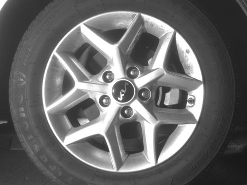 Used 2025 Kia Soul LX w/ LX Technology Package FWD image 13