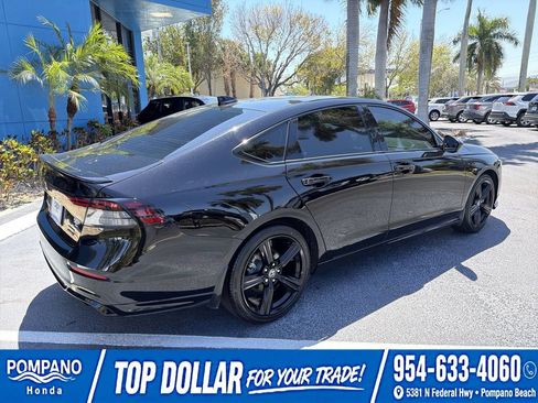 Used 2025 Honda Accord Sport image 9