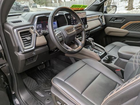 Certified 2024 GMC Canyon Denali image 11