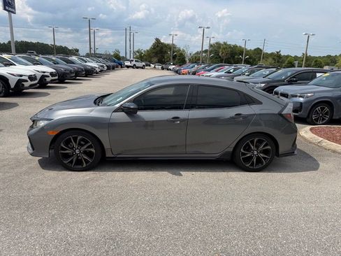 Used 2018 Honda Civic Sport image 10