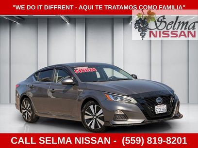 Used 2021 Nissan Altima 2.5 SV w/ SV Premium Package