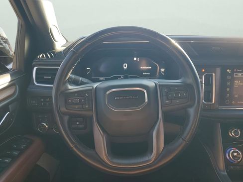 Used 2023 GMC Yukon Denali Ultimate image 24