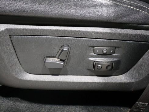 Certified 2017 RAM 1500 Laramie image 14