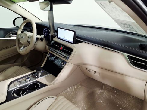 Certified 2026 Genesis G70 2.5T Prestige AWD/4WD image 9