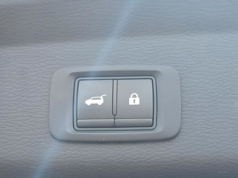 Used 2022 Mitsubishi Outlander SEL image 32