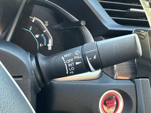 Used 2020 Honda Civic EX image 28
