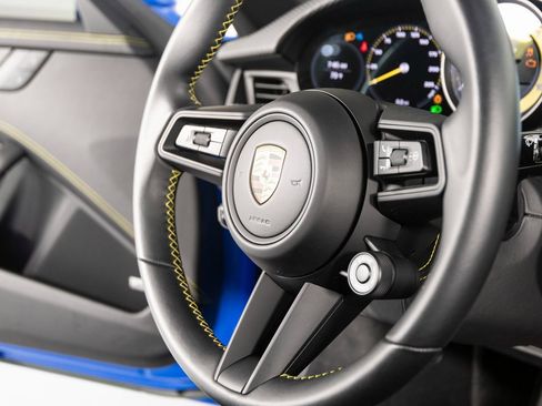 Certified 2023 Porsche 911 GT3 image 29