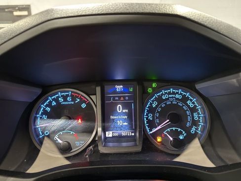 Certified 2021 Toyota Tacoma TRD Sport image 10