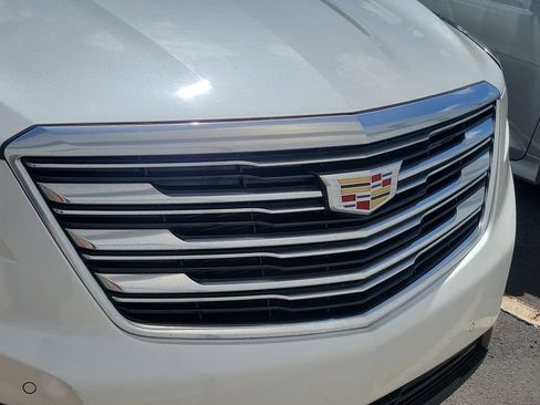 Used 2019 Cadillac XT5 Luxury image 3