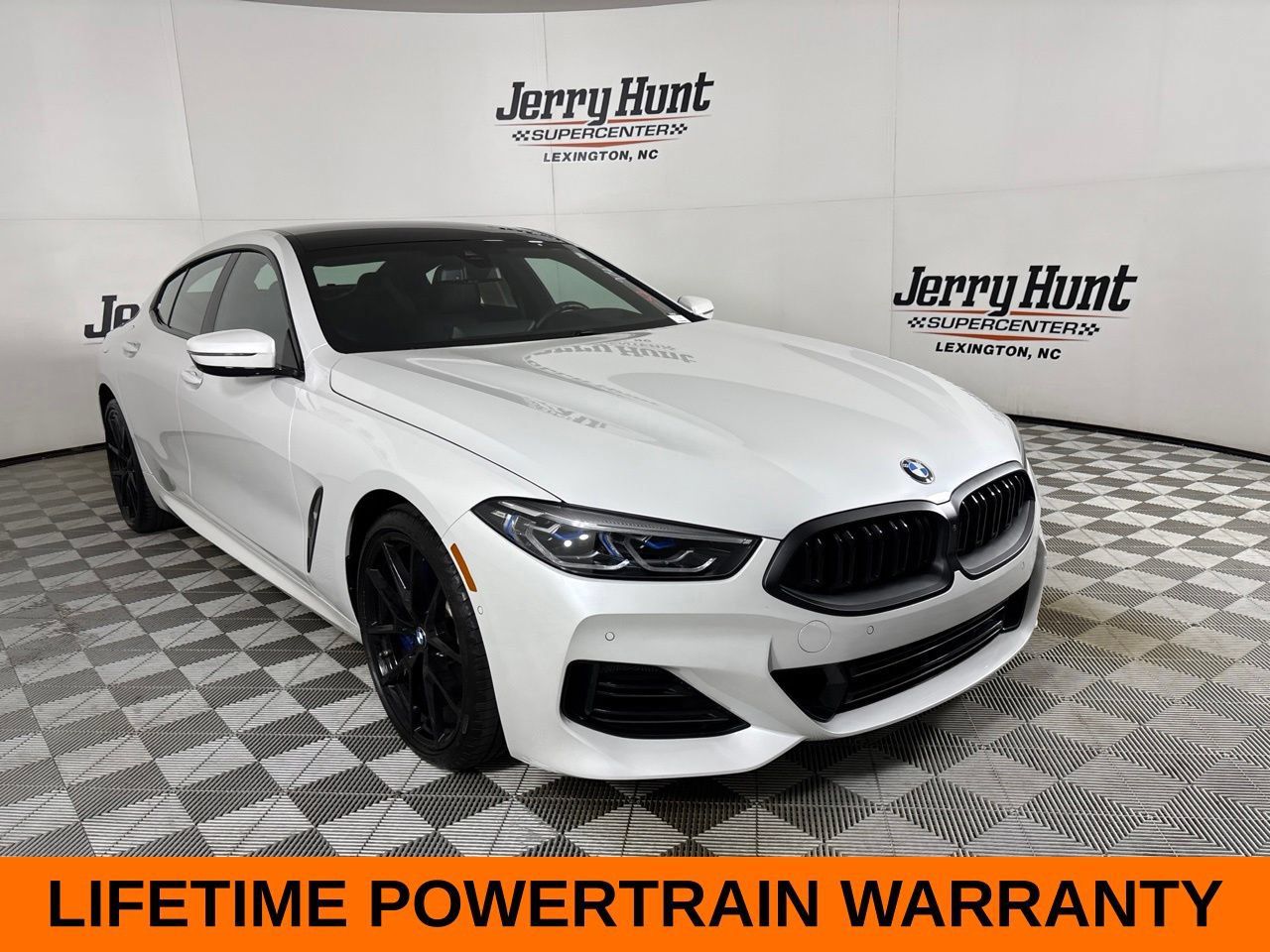 Used 2025 BMW 840i w/ Driving Assistance Package RWD image 4