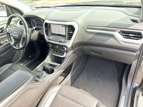 Used 2023 GMC Acadia SLT w/ Elevation Edition image 16