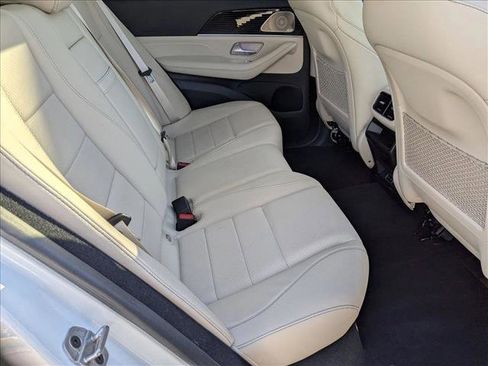 Used 2024 Mercedes-Benz GLE 450 4MATIC image 21