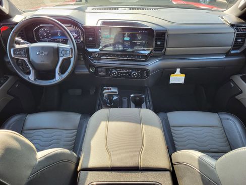 Used 2024 Chevrolet Silverado 1500 ZR2 w/ Technology Package image 13