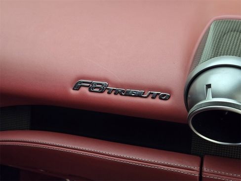 Used 2020 Ferrari F8 Tributo image 25