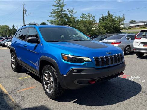 Used 2021 Jeep Cherokee Trailhawk AWD/4WD image 3