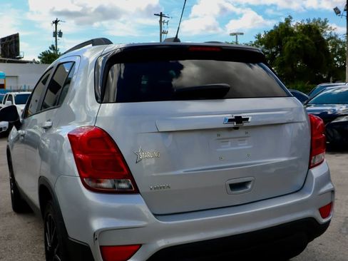 Used 2022 Chevrolet Trax LT w/ Sport Edition FWD image 31