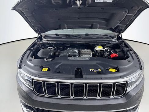 Used 2022 Jeep Wagoneer Series I image 32