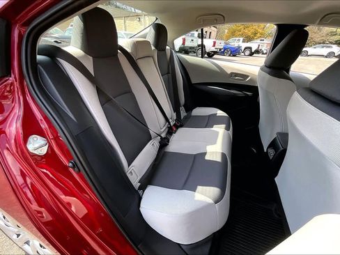 Certified 2025 Toyota Corolla LE image 19