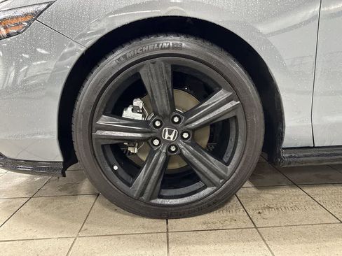 Used 2023 Honda Accord Sport image 10