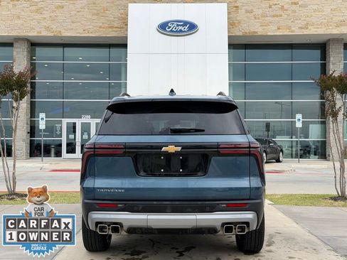 Used 2026 Chevrolet Traverse LT FWD image 19