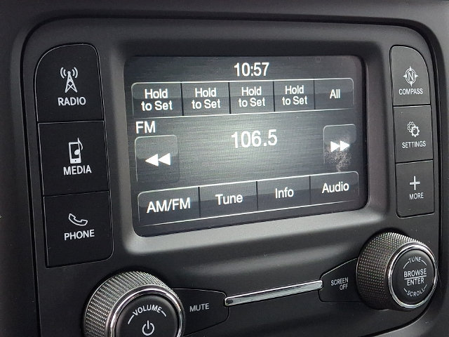 Used 2022 RAM 1500 4x4 Crew Cab image 18