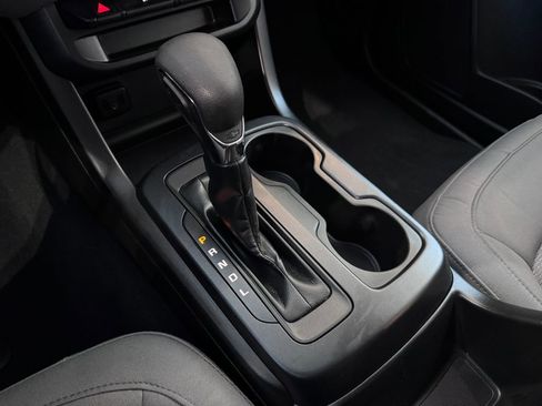 Certified 2022 Chevrolet Colorado W/T w/ Custom Special Edition image 19