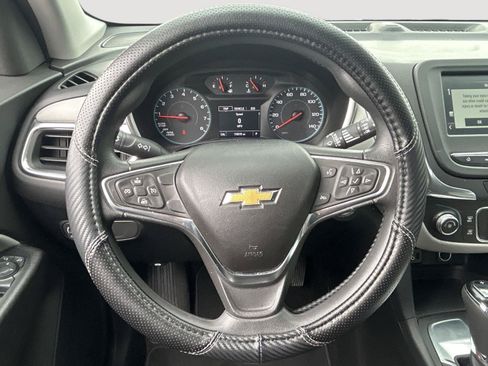 Used 2018 Chevrolet Equinox LS FWD image 16