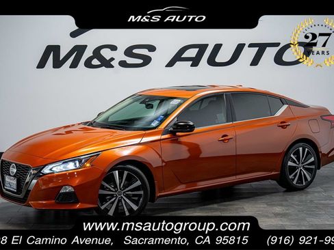 Used 2021 Nissan Altima 2.5 SR w/ SR Premium Package FWD image 1