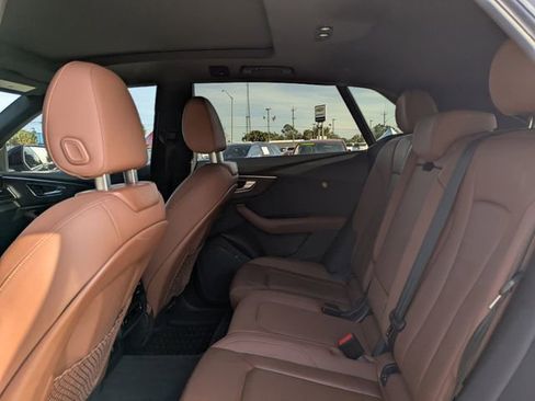 Used 2019 Audi Q8 Premium w/ Convenience Package image 16