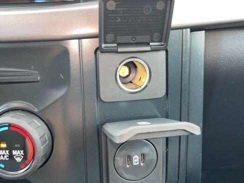 Used 2025 Ford F150 XL RWD image 23
