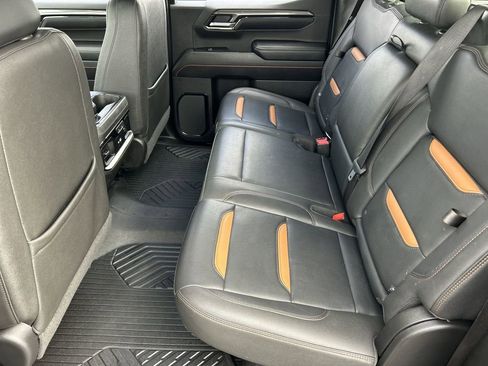 Used 2023 GMC Sierra 1500 AT4 AWD/4WD image 25