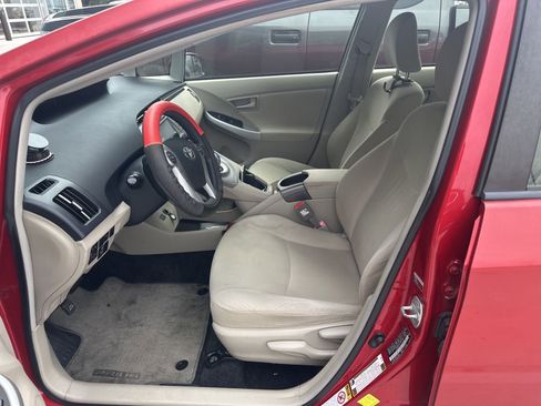 Used 2012 Toyota Prius Three w/ Solar Roof Pkg FWD image 13