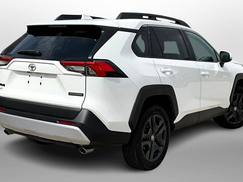 Used 2024 Toyota RAV4 Adventure image 11