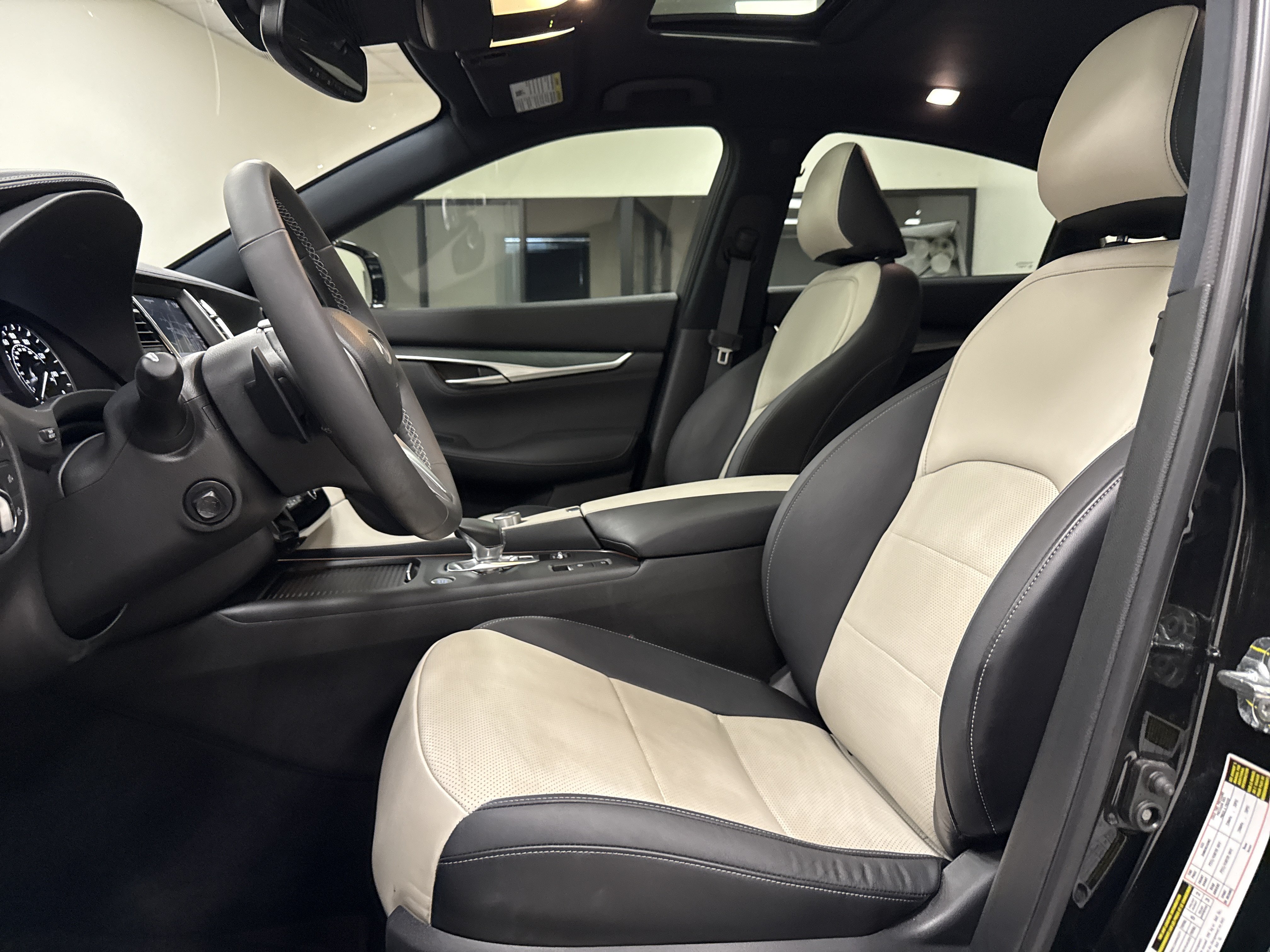Certified 2023 INFINITI QX55 Sensory w/ Lighting Package AWD/4WD image 12