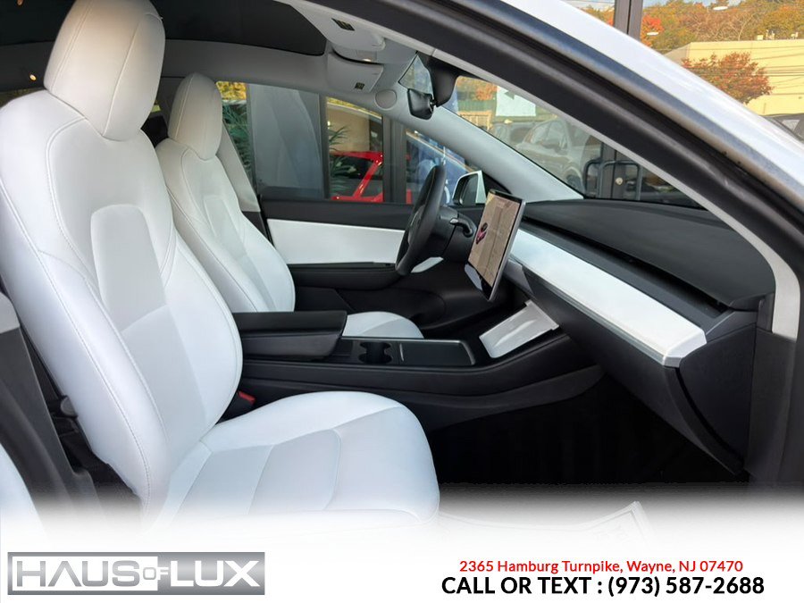 Used 2022 Tesla Model Y Long Range AWD/4WD image 16