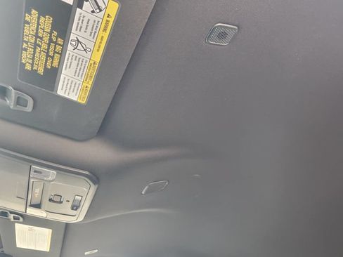 Certified 2025 Toyota Tacoma SR5 AWD/4WD image 26