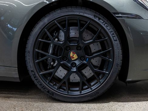 Certified 2024 Porsche 911 Targa 4 GTS AWD/4WD image 18