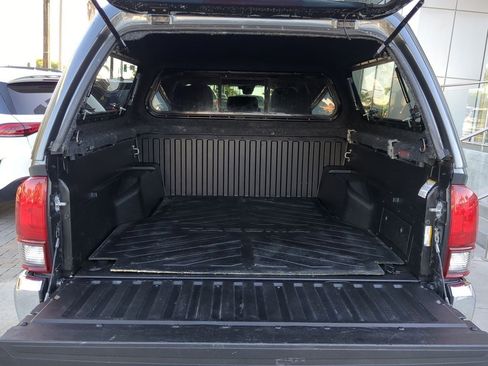 Used 2021 Toyota Tacoma SR5 w/ Blackout Package (TMS) image 27