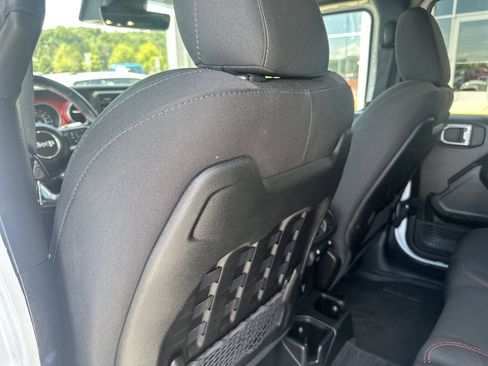 Used 2022 Jeep Wrangler Unlimited Rubicon w/ LED Lighting Group image 21