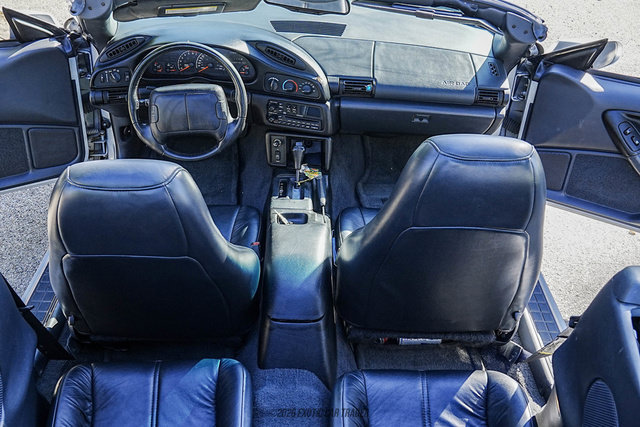 Used 1995 Chevrolet Camaro Z28 RWD image 47