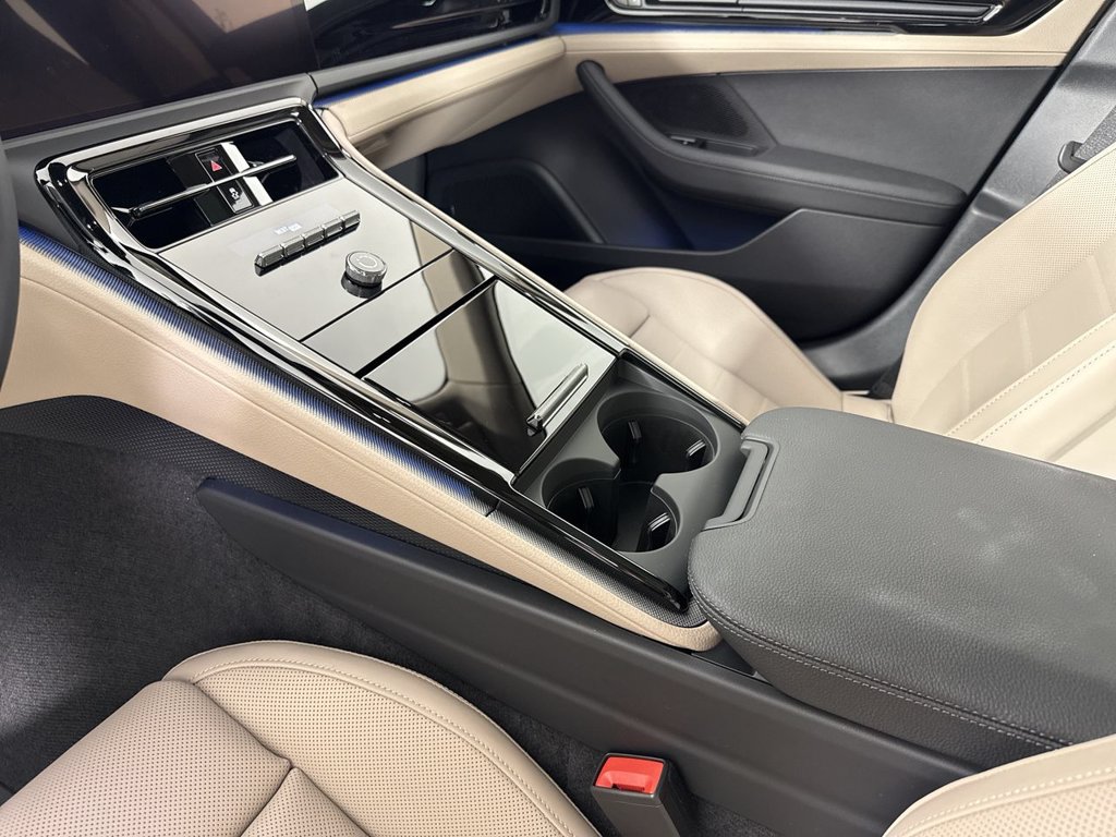 New 2026 Porsche Panamera 4 AWD/4WD image 31