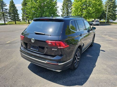 Used 2021 Volkswagen Tiguan SE AWD/4WD image 6
