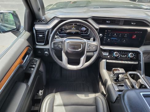 Used 2022 GMC Sierra 1500 Denali AWD/4WD image 10